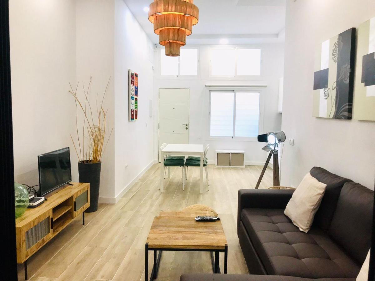 Munilla & Beach By Ele Apartments Malaga Luaran gambar