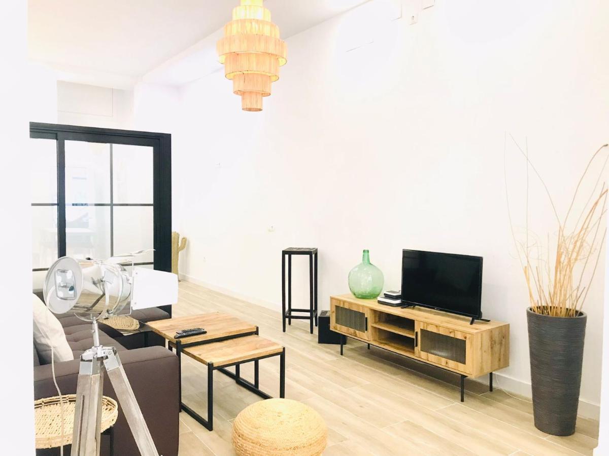 Munilla & Beach By Ele Apartments Malaga Luaran gambar